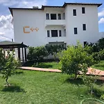 Ξενοδοχείο C Plus