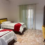 C Plus Ξενοδοχείο Μπεράτ
