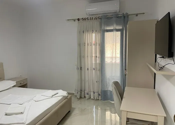 Ξενοδοχείο C Plus *